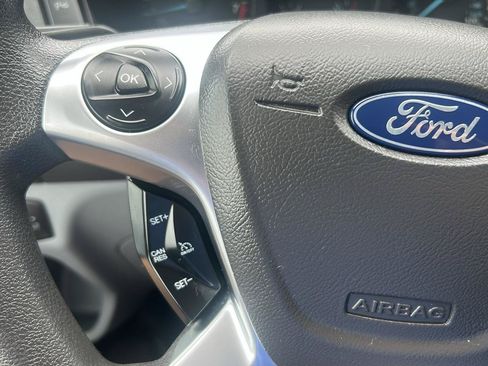 Used 2019 Ford Transit 150 130 Low Roof RWD image 23