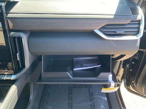 New 2025 GMC Acadia Denali w/ Super Cruise Package image 40