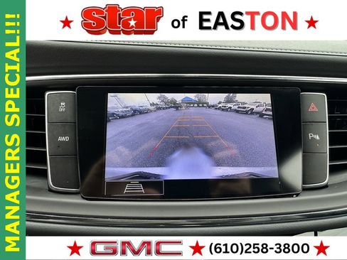 Used 2021 Buick Enclave Essence w/ Sound and Sites Package image 28