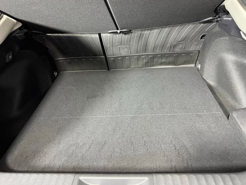 Used 2024 Toyota Prius Prime Premium image 30