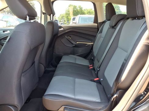Used 2018 Ford Escape SE FWD image 10
