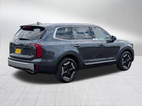 Certified 2023 Kia Telluride S w/ S Sunroof Package AWD/4WD image 7