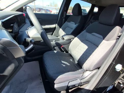 New 2026 Nissan Kicks SV w/ Charging Package FWD image 10