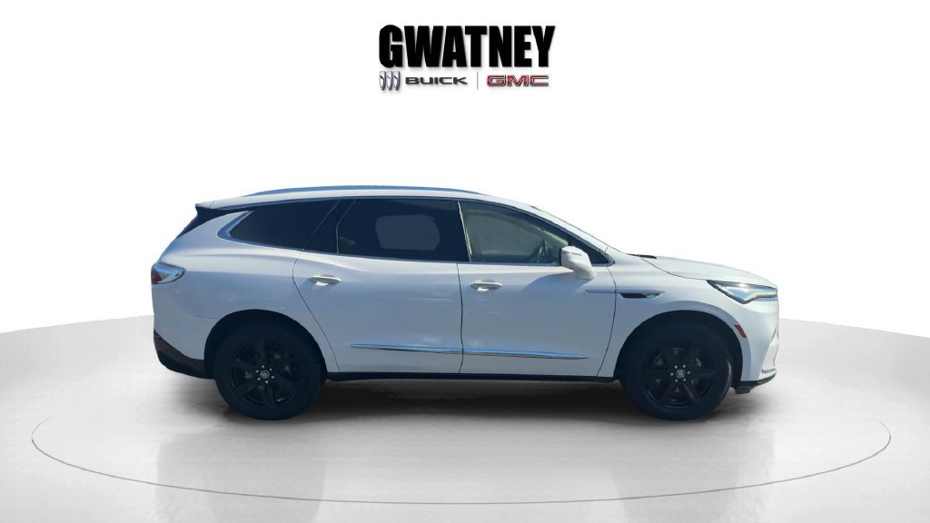 Used 2023 Buick Enclave Essence w/ Experience Buick Package FWD image 2