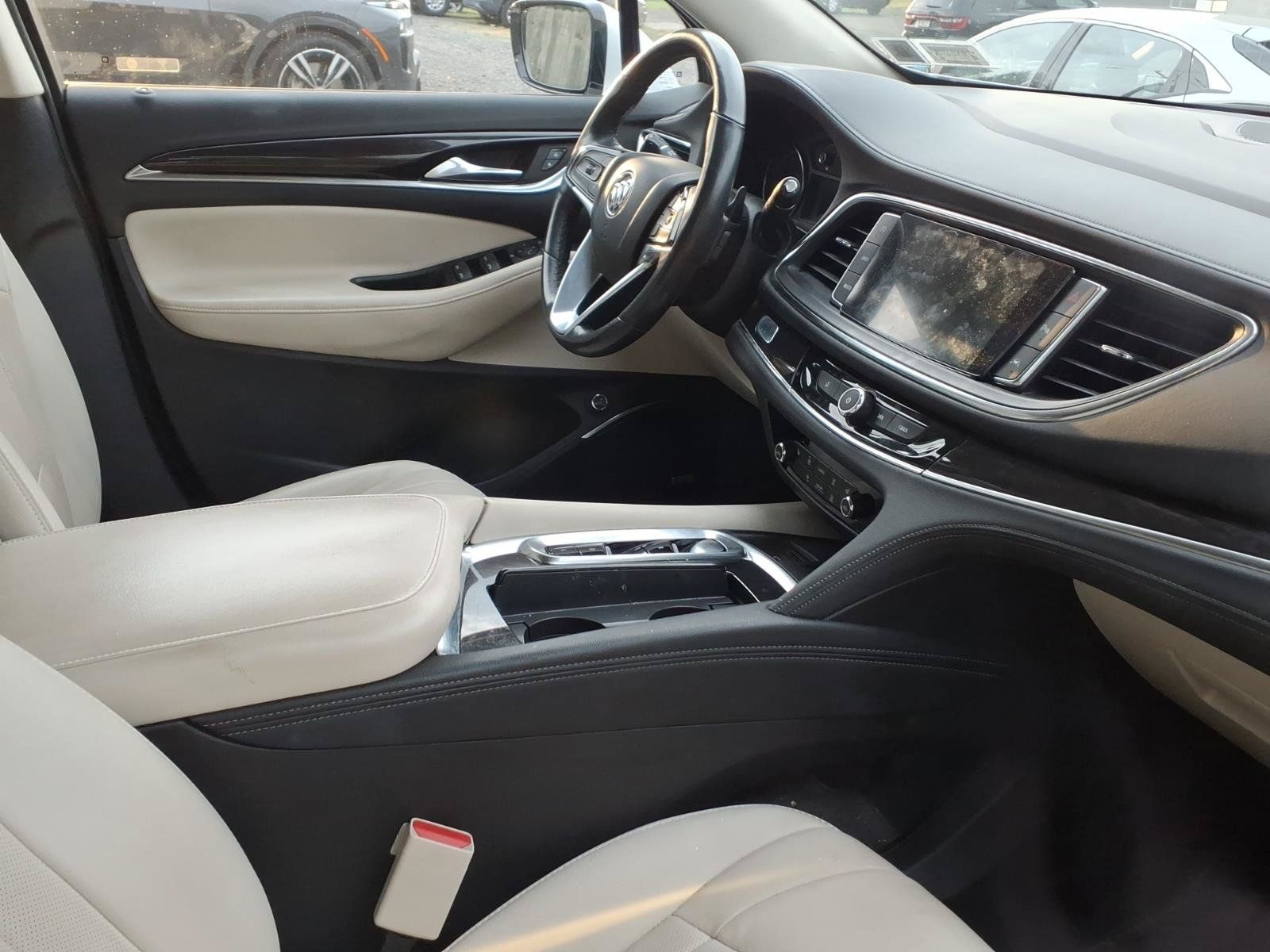 Used 2024 Buick Enclave Essence w/ Experience Buick Package AWD/4WD image 4