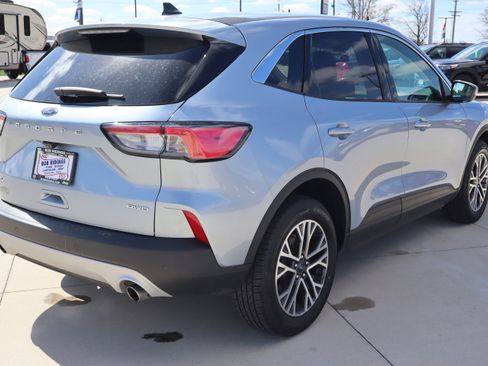 Used 2022 Ford Escape SEL image 6