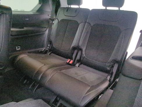 Used 2022 Jeep Grand Cherokee L Laredo AWD/4WD image 26