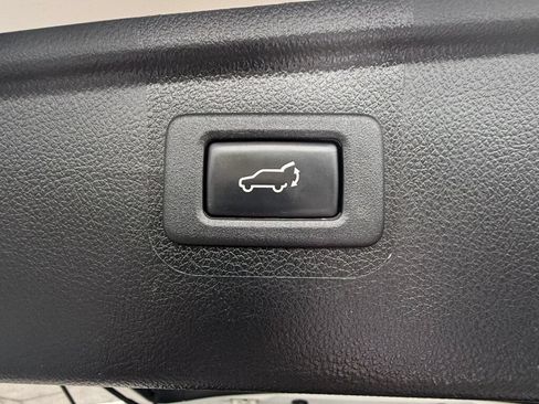 Used 2016 Subaru Outback 2.5i Limited AWD/4WD image 43