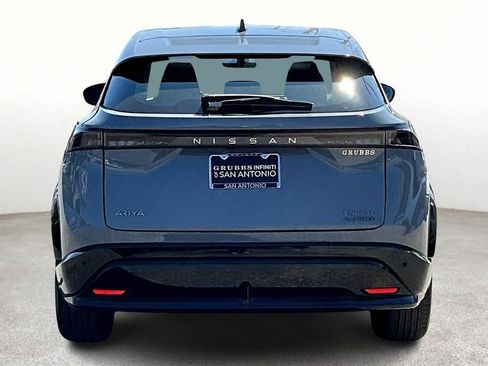 Used 2023 Nissan Ariya AWD image 6