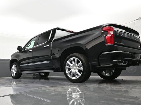 Used 2026 Chevrolet Silverado 1500 High Country AWD/4WD image 23
