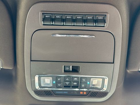 Used 2024 Ford F350 King Ranch w/ Chrome Package AWD/4WD image 37