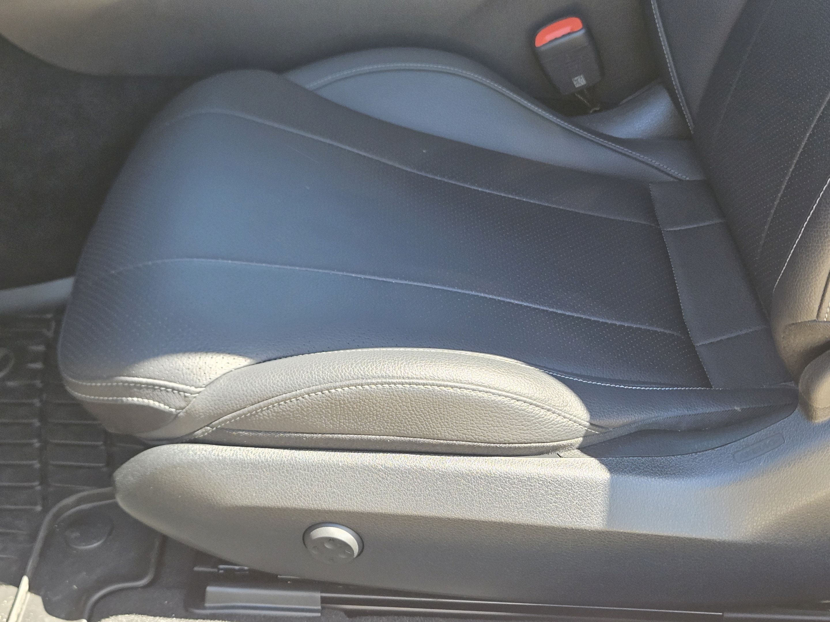 Certified 2024 Mercedes-Benz CLE 300 4MATIC Coupe image 15