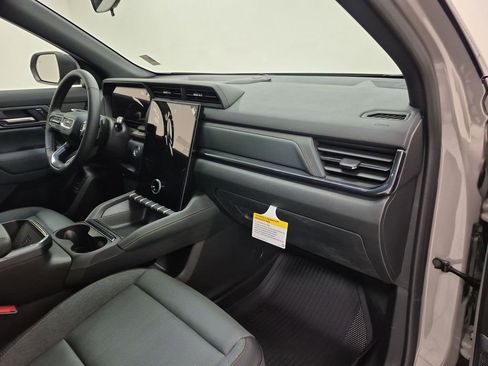 New 2026 GMC Terrain AT4 image 30