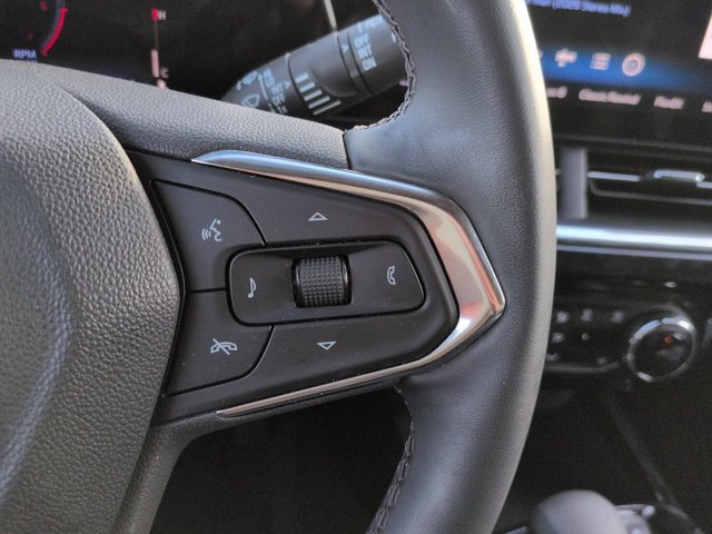 Used 2024 Chevrolet Trax ACTIV w/ Driver Confidence Package FWD image 25