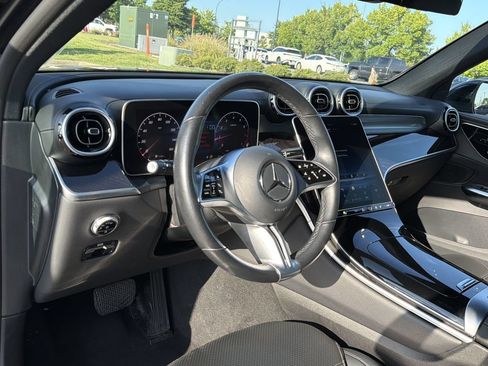 Used 2024 Mercedes-Benz GLC 300 w/ Winter Package image 10