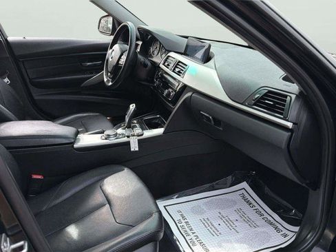 Used 2017 BMW 320i xDrive Sedan image 15