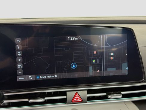 Used 2024 Hyundai Elantra Limited FWD image 22