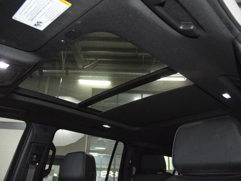 Used 2024 GMC Yukon XL Denali AWD/4WD image 53