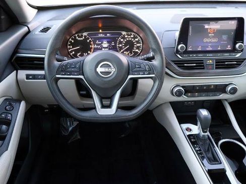 Certified 2024 Nissan Altima 2.5 SV image 14