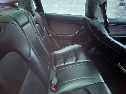 Used 2020 Tesla Model 3 Standard Range RWD image 20