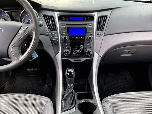 Used 2012 Hyundai Sonata GLS FWD image 9