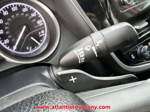 Used 2023 Toyota Camry SE image 26