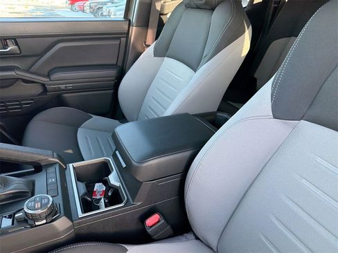 New 2025 Toyota Tacoma TRD Off-Road image 27