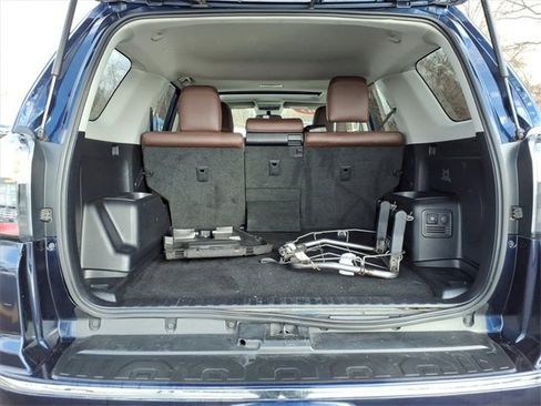 Used 2019 Toyota 4Runner Limited image 8