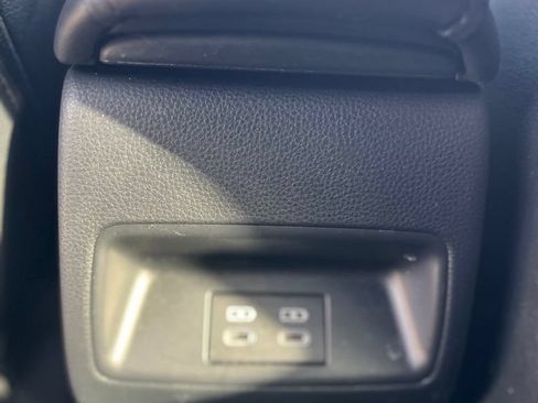 Used 2026 Toyota Corolla SE FWD image 22