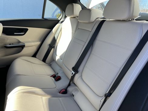 Used 2024 Mercedes-Benz C 300 C 300 image 33