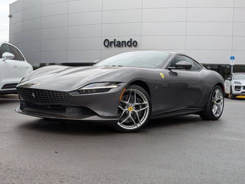 Used 2022 Ferrari Roma image 1