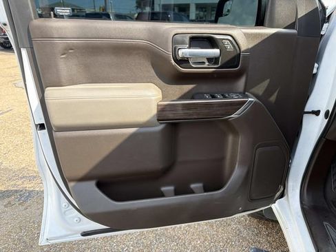 Used 2021 Chevrolet Silverado 1500 RST AWD/4WD image 24