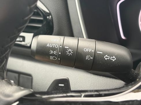 Used 2024 Honda Pilot Touring image 33
