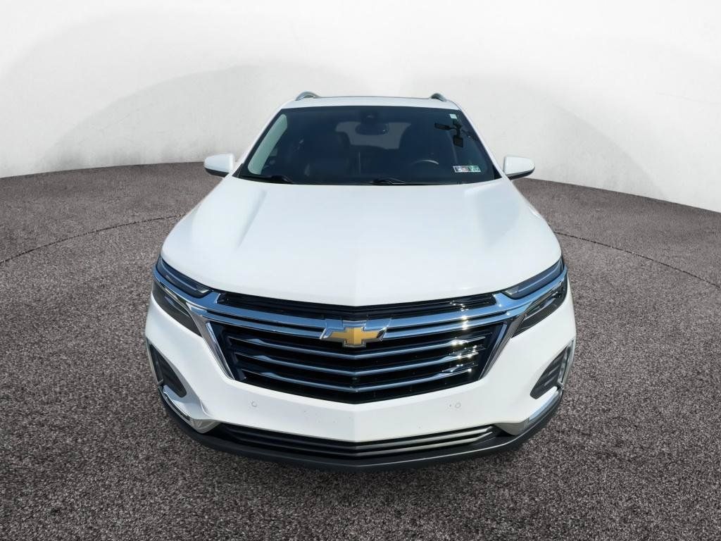 Used 2023 Chevrolet Equinox Premier AWD/4WD image 3