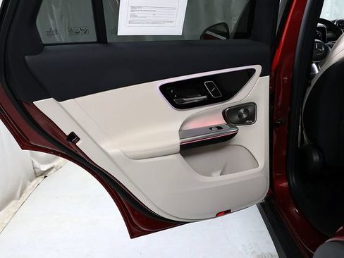Certified 2026 Mercedes-Benz GLC 300 4MATIC image 27