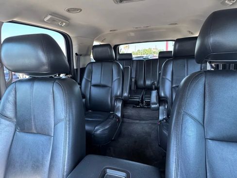 Used 2013 GMC Yukon SLT w/ SLT-2 Equipment Package image 39