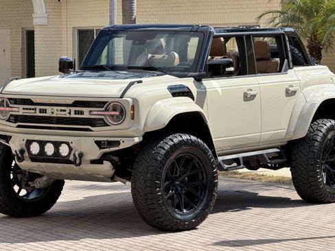 Used 2025 Ford Bronco Raptor AWD/4WD image 31