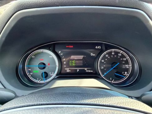 Used 2021 Toyota Venza XLE w/ Softex Package AWD/4WD image 32
