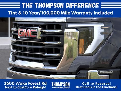New 2026 GMC Sierra 3500 SLT w/ SLT Premium Package AWD/4WD image 13