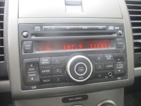 Used 2010 Nissan Sentra 2.0 SR image 28