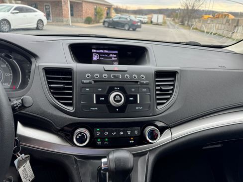 Used 2016 Honda CR-V SE image 16