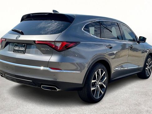 Used 2023 Acura MDX FWD w/ Technology Package image 2