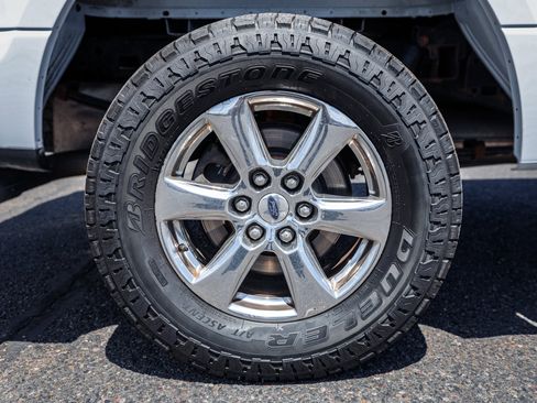Used 2019 Ford F150 XLT w/ Equipment Group 302A Luxury AWD/4WD image 8