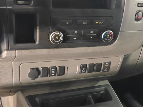 Used 2020 Nissan NV 2500 SV w/ Navigation Package RWD image 8