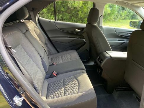 Used 2021 Chevrolet Equinox LT FWD image 34