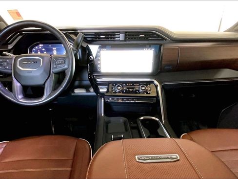 Used 2024 GMC Sierra 3500 Denali Ultimate image 15