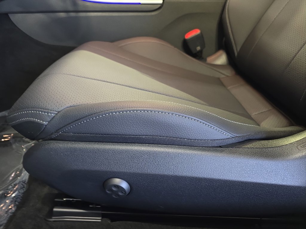 New 2026 Mercedes-Benz CLE 450 4MATIC Coupe image 31