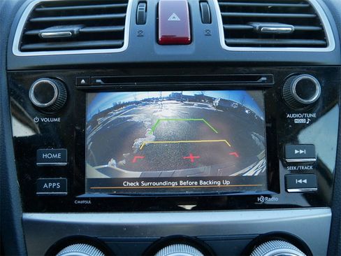 Used 2017 Subaru Crosstrek 2.0i Premium image 25