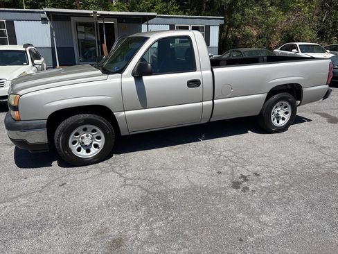 Used 2006 Chevrolet Silverado 1500 W/T RWD image 1