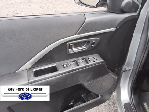 Used 2013 MAZDA MAZDA5 Sport FWD image 17